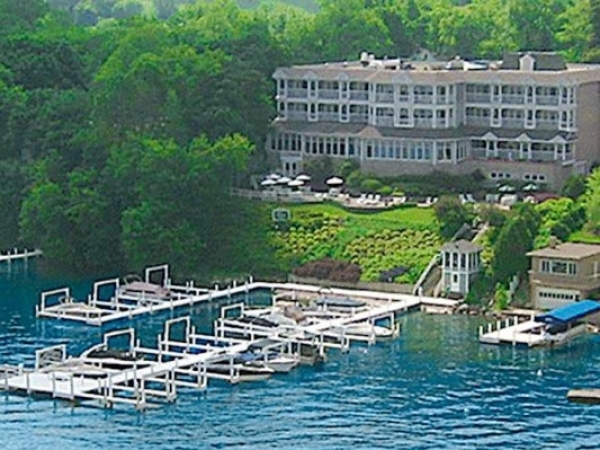 Listing Image #1 - Resort for sale at N2009 S Lakeshore Dr, Lake Geneva WI 53147