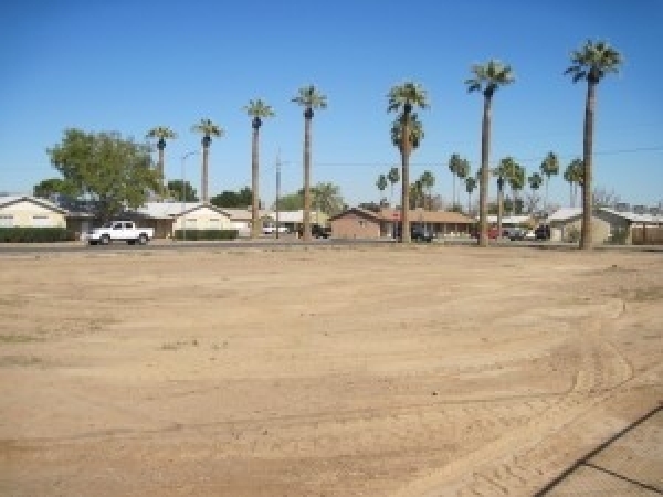 Listing Image #1 - Multi-Use for sale at 7128 N. 55th Ave., Glendale AZ 85301