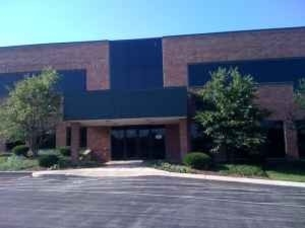 Listing Image #1 - Office for sale at 101 W. 22nd Street, Suite 111, Lombard IL 60148