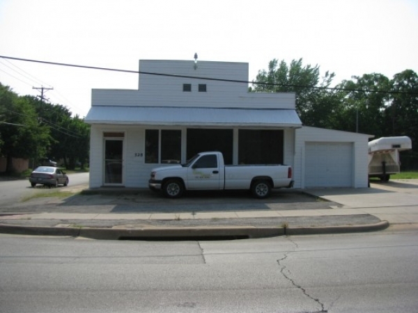 Listing Image #1 - Industrial for sale at 528 Oakland Blvd, Fort Worth TX 76103