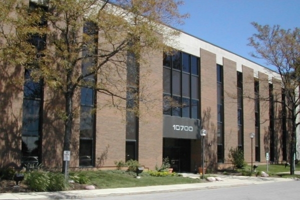 Listing Image #1 - Office for sale at 10700 Higgins Road, Rosemont IL Listing Image #1 - Office for sale at 10700 Higgins Road, Rosemont IL