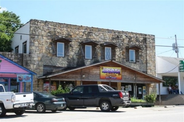 Listing Image #1 - Retail for sale at 1339 Bagnell Dam Blvd, Lake Ozark MO 65049