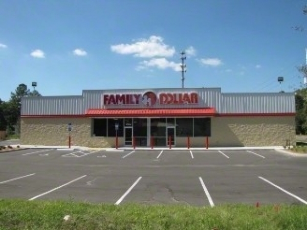 Listing Image #1 - Retail for sale at 8240 US Highway 380, Capitan NM 88316