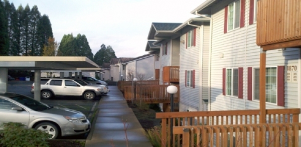 Listing Image #1 - Multi-family for sale at 1870 Rees Hill Road SE, Salem OR 97306