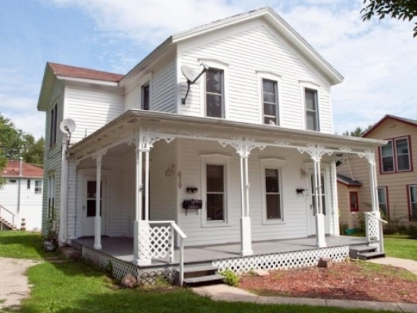 Listing Image #1 - Multi-family for sale at 619 Water ST, Lake Geneva WI 53147