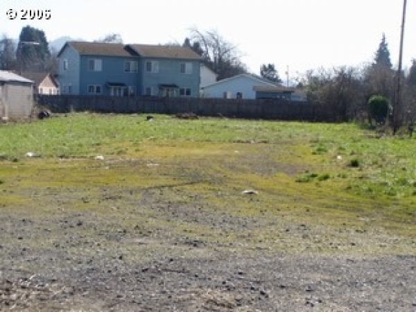 Listing Image #1 - Land for sale at 3300-3400 Main, Springfield OR 97477