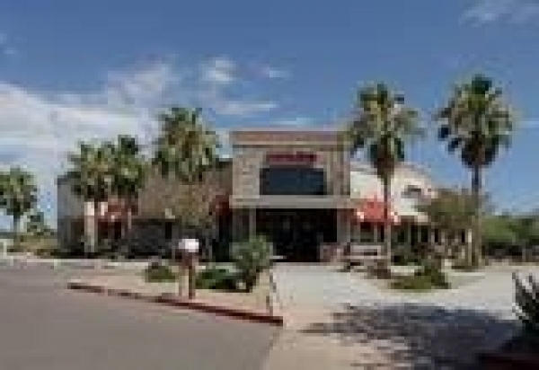 Listing Image #1 - Retail for sale at 940 S Gilbert Rd, Gilbert AZ 85296