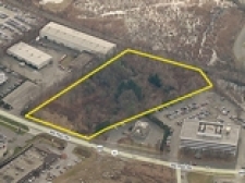 Listing Image #1 - Retail for sale at 102 Mill Plain Road, Danbury CT 06811