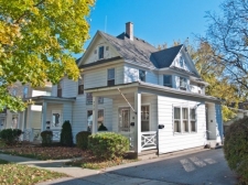 Listing Image #1 - Office for sale at 726 Wisconsin ST, Lake Geneva WI 53147
