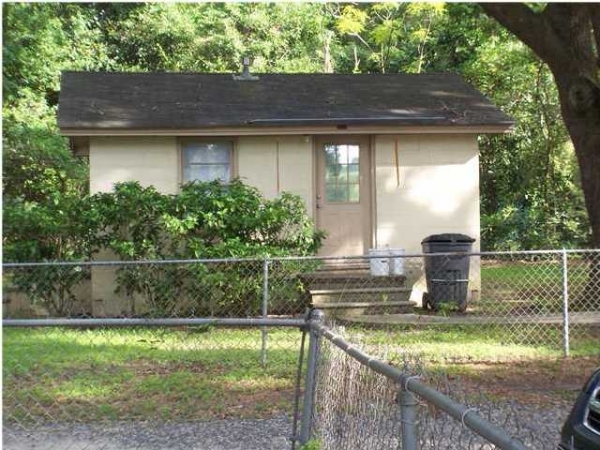 Listing Image #1 - Multi-family for sale at 2580 FASSETT RD, North Charleston SC 29406