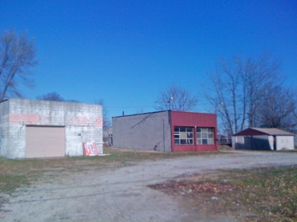 Listing Image #1 - Retail for sale at 939-943 WILBETH RD E, Akron OH 44306