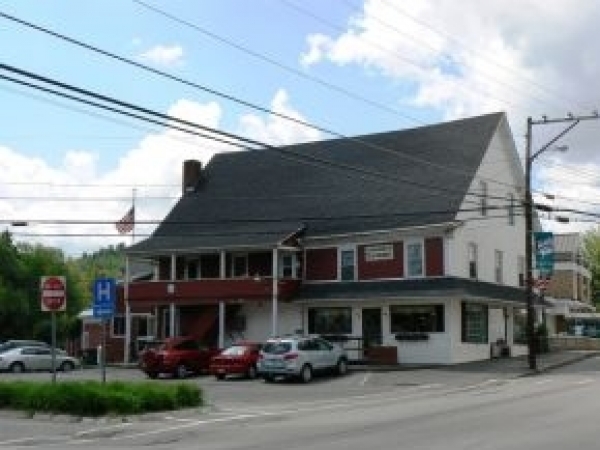 Listing Image #1 - Retail for sale at 138 MAIN STREET, COLEBROOK NH 03576