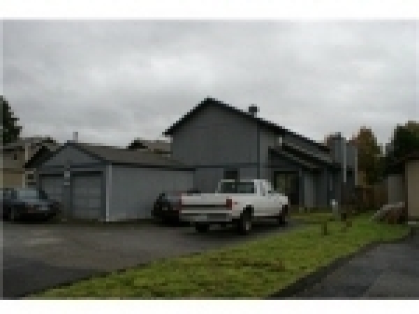 Listing Image #1 - Multi-family for sale at 1120 22nd Street NE, Auburn WA 98002