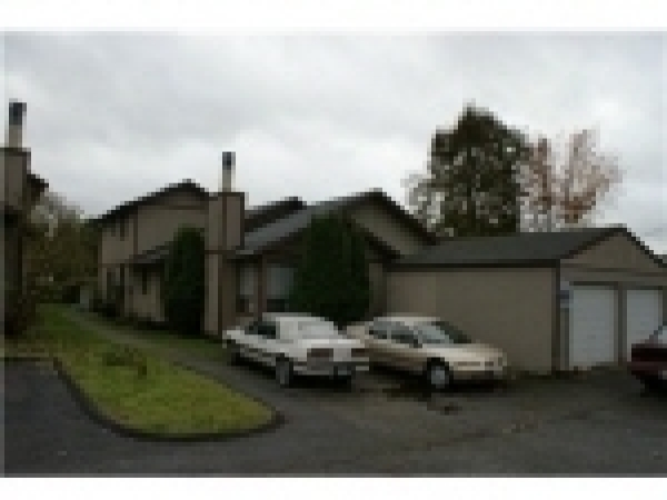 Listing Image #1 - Multi-family for sale at 1108 22nd Street NE, Auburn WA 98002