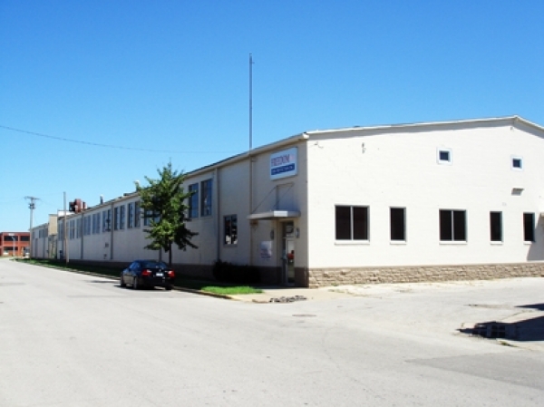 Listing Image #1 - Industrial for sale at 1501 Iron Street, North Kansas City MO 64116 Listing Image #1 - Industrial for sale at 1501 Iron Street, North Kansas City MO 64116