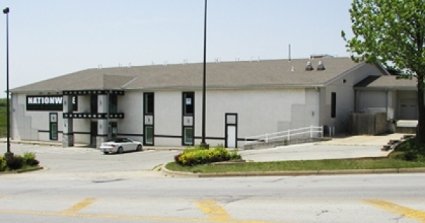 Listing Image #1 - Retail for sale at 4010 Sterling Avenue, Kansas City MO 64133