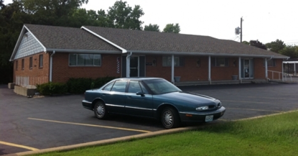 Listing Image #1 - Office for sale at 6700-6702 Raytown Road, Raytown MO 64133