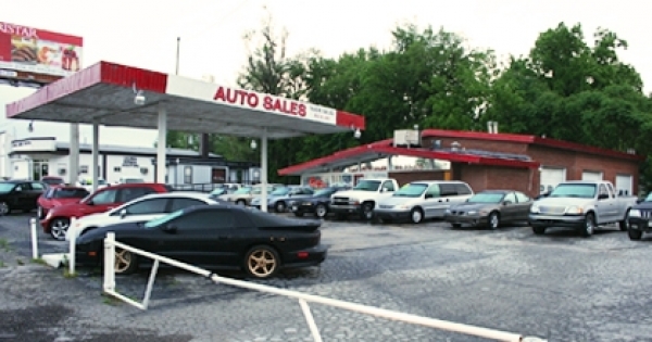 Listing Image #1 - Retail for sale at 8910 E 350 Highway, Raytown MO 64133