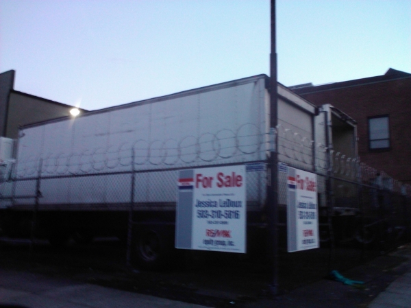 Listing Image #1 - Industrial for sale at 6th and se washington st, Portland OR 97214