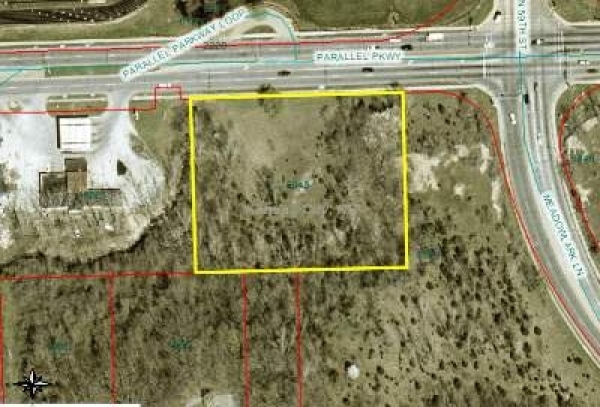 Listing Image #1 - Land for sale at 5945 Parallel Pkwy, Kansas City KS 66102