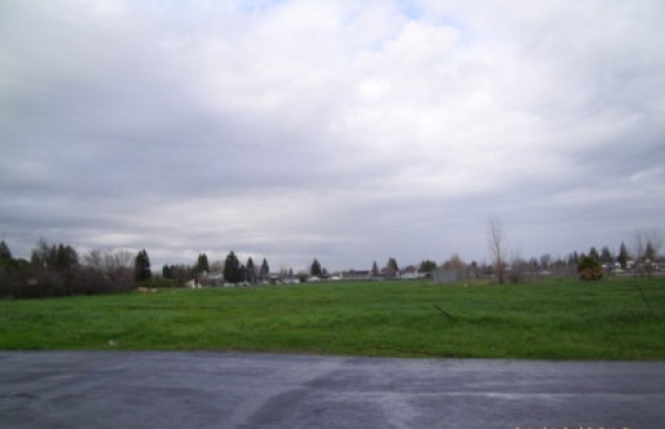 Listing Image #1 - Land for sale at Drollet Way &amp; Baumgart Way, a.k.a. 4725 Norwood, Sacramento CA 95838