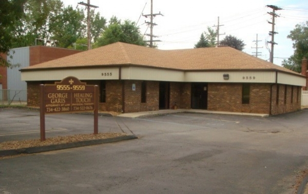 Listing Image #1 - Office for sale at 9555-9559 Middlebelt, Livonia MI 48150