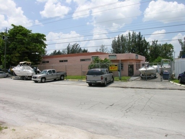 Listing Image #1 - Industrial for sale at 3195, Undisclosed FL 33142