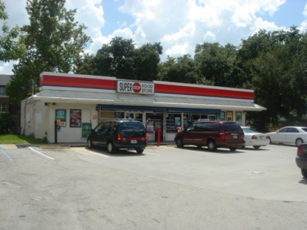 Listing Image #1 - Retail for sale at 5800 Pershing Ave, Orlando FL 32822