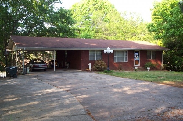 Listing Image #1 - Others for sale at 150 Adamson Drive, CARROLLTON GA 30117