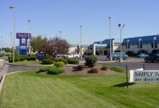 Listing Image #1 - Hotel for sale at 3302 Everbrook Lane, Muncie IN 47304
