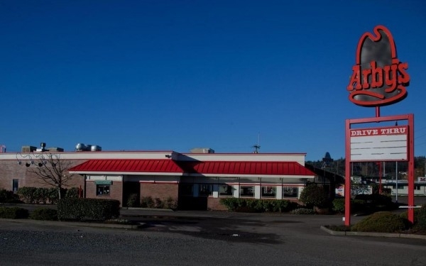 Listing Image #1 - Retail for sale at 1165 Evans Boulevard, Coos Bay OR 97420 Listing Image #1 - Retail for sale at 1165 Evans Boulevard, Coos Bay OR 97420