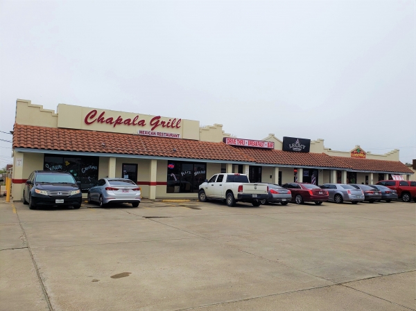 Listing Image #1 - Shopping Center for sale at 2330 Airline, Corpus Christi TX 78414