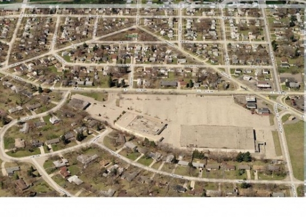 Listing Image #1 - Retail for sale at 1827 Prairie Avenue, Beloit WI 53511