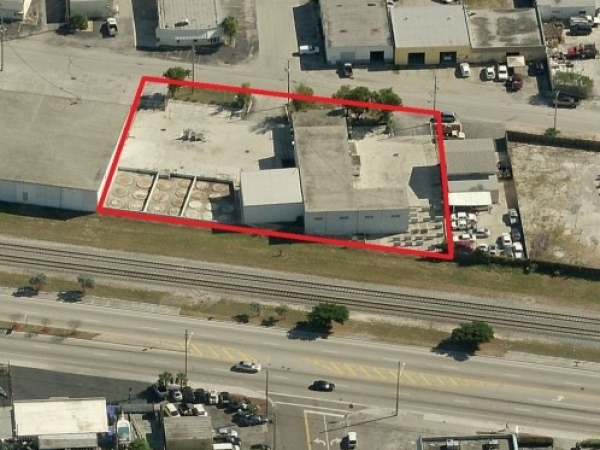 Listing Image #1 - Industrial for sale at 2451 NE 4th Avenue, Pompano Beach FL 33064 Listing Image #1 - Industrial for sale at 2451 NE 4th Avenue, Pompano Beach FL 33064