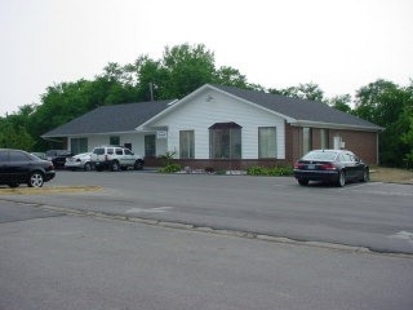Listing Image #1 - Office for sale at 1011 Paint Lick Rd, Berea KY 40475