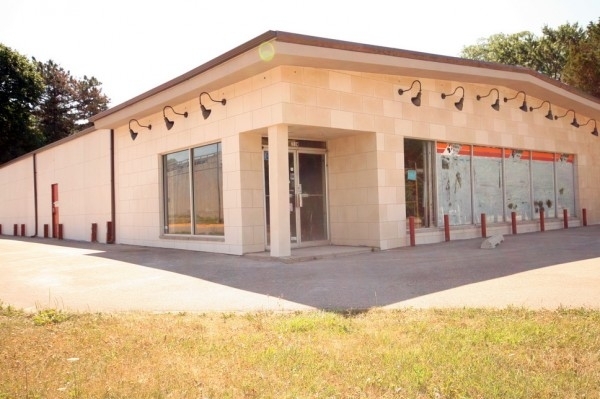 Listing Image #1 - Retail for sale at 711 N Elmhurst Rd, Prospect Heights IL 60070 Listing Image #1 - Retail for sale at 711 N Elmhurst Rd, Prospect Heights IL 60070