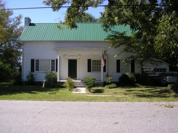 Listing Image #1 - Multi-Use for sale at 111 Covington Street, Loganville GA 30656