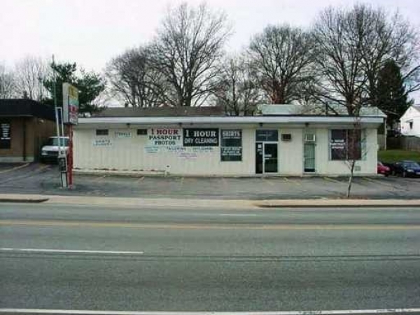 Listing Image #1 - Retail for sale at 1889 Elmwood Avenue, Warwick RI 02888