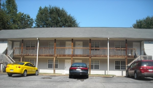 Listing Image #1 - Multi-family for sale at 4820-4834 Victoria Court, Flowery Branch GA 30542 Listing Image #1 - Multi-family for sale at 4820-4834 Victoria Court, Flowery Branch GA 30542