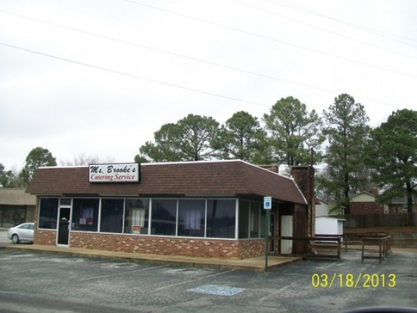 Listing Image #1 - Business for sale at 1867 Hollywood Dr, Jackson TN 38305 Listing Image #1 - Business for sale at 1867 Hollywood Dr, Jackson TN 38305