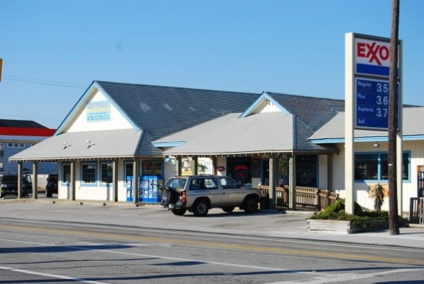 Listing Image #1 - Retail for sale at 100 S Virginia Dare Trail, Kill Devil Hills NC 27948