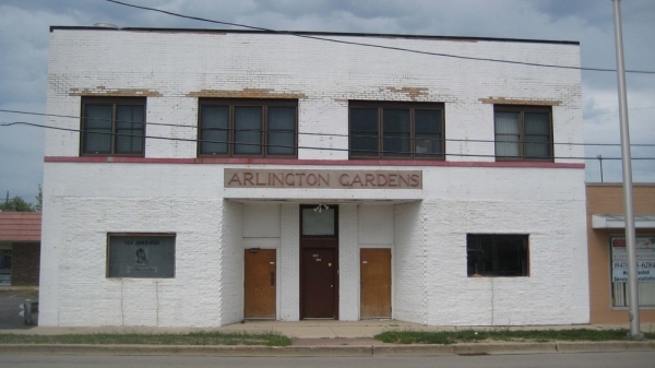 Listing Image #1 - Industrial for sale at 710 E Kensington, Arlington Heights IL 60004 Listing Image #1 - Industrial for sale at 710 E Kensington, Arlington Heights IL 60004