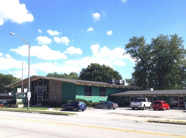 Listing Image #1 - Office for sale at 18525 Torrence Ave, Lansing IL 60438 Listing Image #1 - Office for sale at 18525 Torrence Ave, Lansing IL 60438