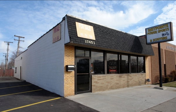 Listing Image #1 - Office for sale at 17453 E. 9 Mile Rd., Eastpointe MI 48021