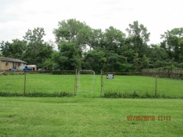 Listing Image #1 - Land for sale at 13535 S Spaulding Ave, Robbins IL 60472 Listing Image #1 - Land for sale at 13535 S Spaulding Ave, Robbins IL 60472