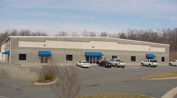 Listing Image #1 - Industrial for sale at 121 N. Commercial Dr., Mooresville NC 28115