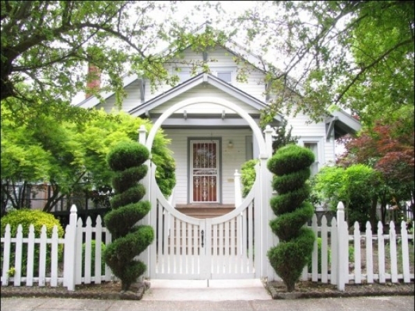 Listing Image #1 - Office for sale at 3106 NE 64th, Portland OR 97213