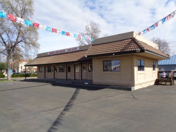Listing Image #1 - Retail for sale at 1211 Pine Street, Redding CA 96001 Listing Image #1 - Retail for sale at 1211 Pine Street, Redding CA 96001