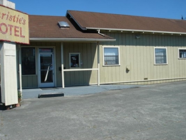 Listing Image #1 - Motel for sale at 1420 4th Street, Eureka CA 95501 Listing Image #1 - Motel for sale at 1420 4th Street, Eureka CA 95501