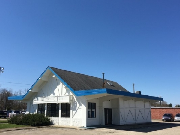 Listing Image #1 - Retail for sale at 2004 N. Lebanon St., Lebanon IN 46052